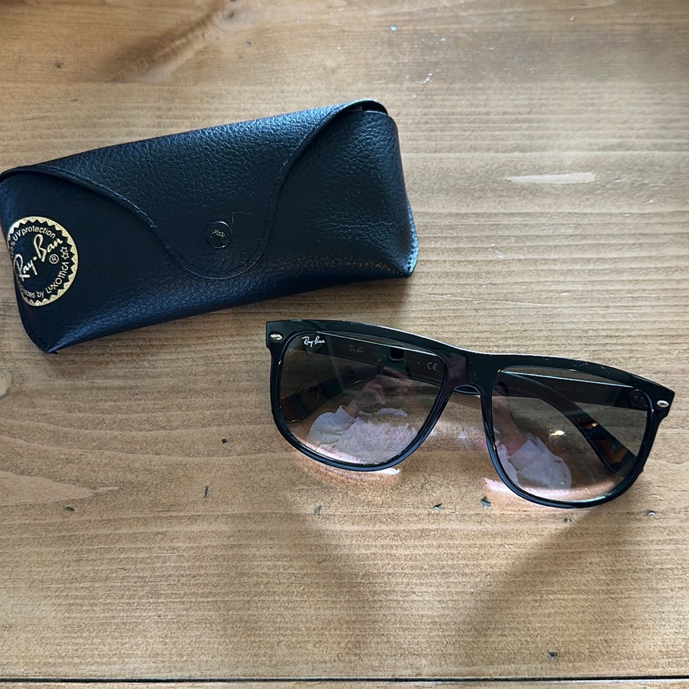 RAYBAN SUNGLASSES